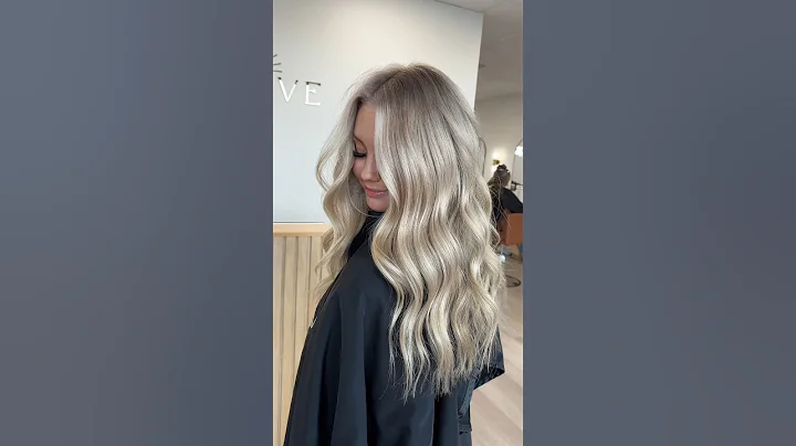 dream hair #hair #hairstylist #icyblonde #redken #redkenshadeseq #blonde #blondespecialist #hairtips