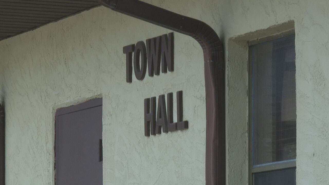 “It’s going to be tough” : Fort White leaders address four resignations and controversy