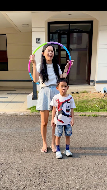 There is a magic hula hoop but mommy is ⁉️