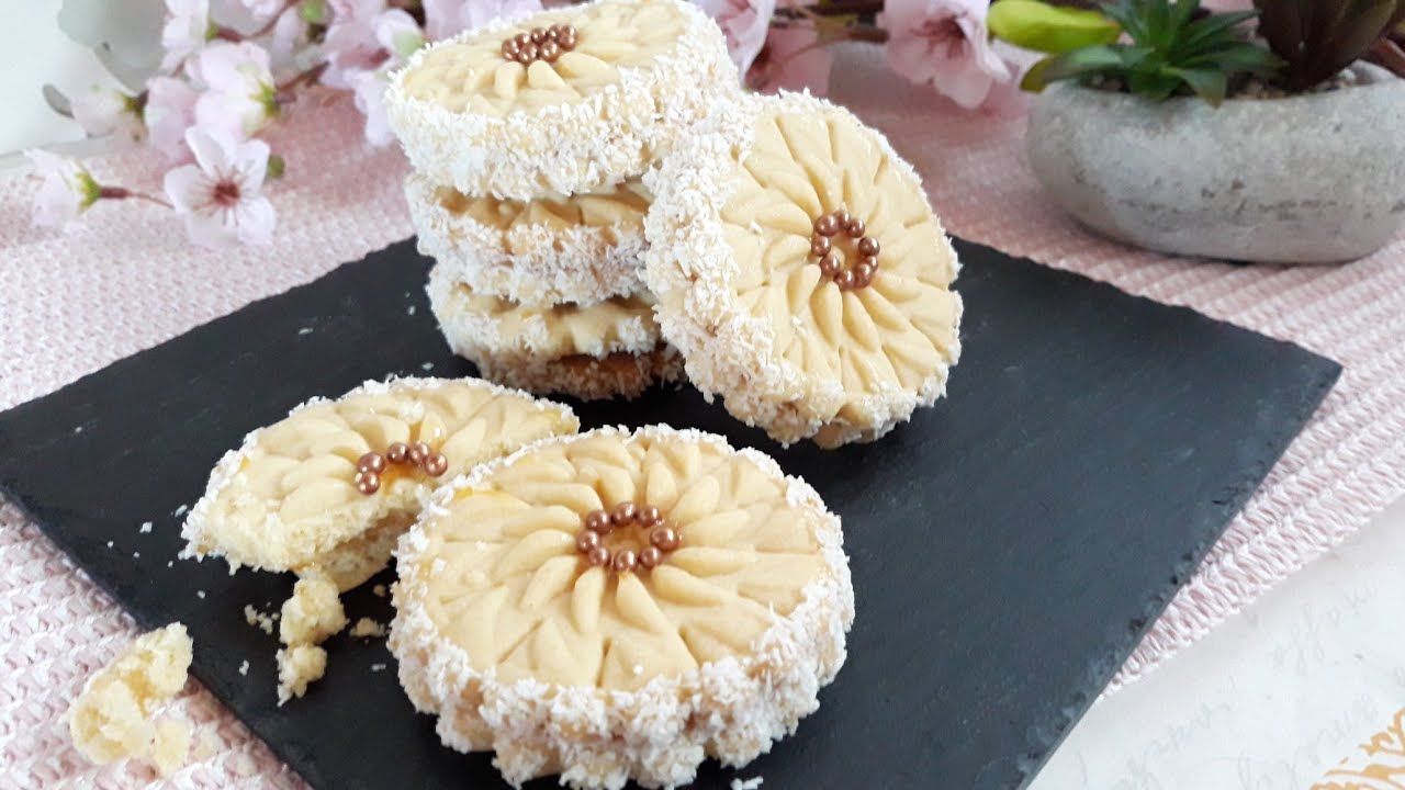 قاطو المروحة حلوة جافة واقتصادية ذوب في الفم من مطبخ ماما زهور