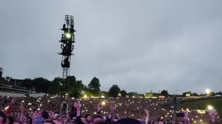 Video thumbnail of "By far, best ever Guns N' Roses November Rain Live Slane 2017"