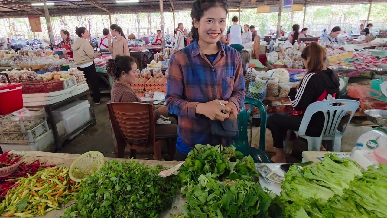 #เที่ยวลาว #สาวลาว แม่ค้าตลาดแลงสามัคคีไชงามๆ#บรรยากาศ #อาหารตามฤดูกาล #แขวงสะหวันนะเขต #สปปลาว 