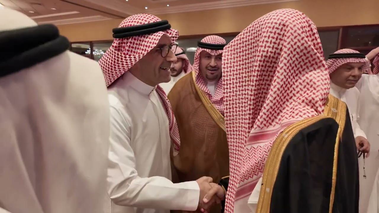 عائلة الغفيلي تحتفي  بمعالي  الفريق الركن فهد  بن عبدالله  الغفيلي