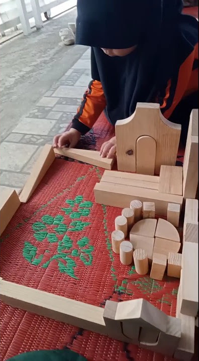 Bikin rumah rumahan dari mainan kayu di sekolah paud #shorts
