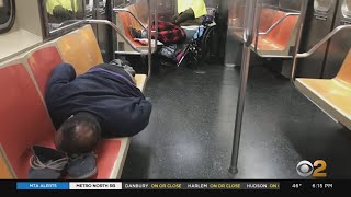 Coronavirus Update: Homeless Individuals Packing Subway Cars Amid Pandemic