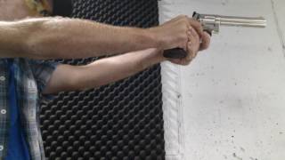 S&W 586 6 357 mag: first shots.