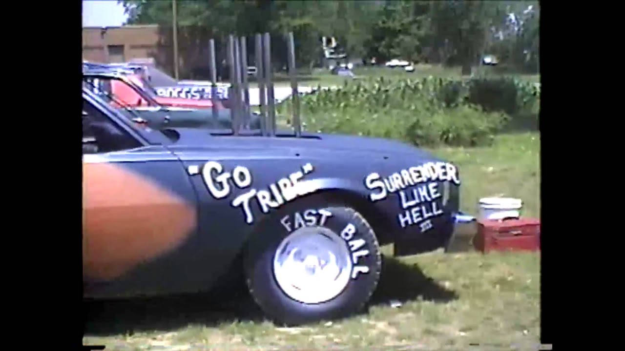 1993 Demo derby cars. finishing touches - YouTube