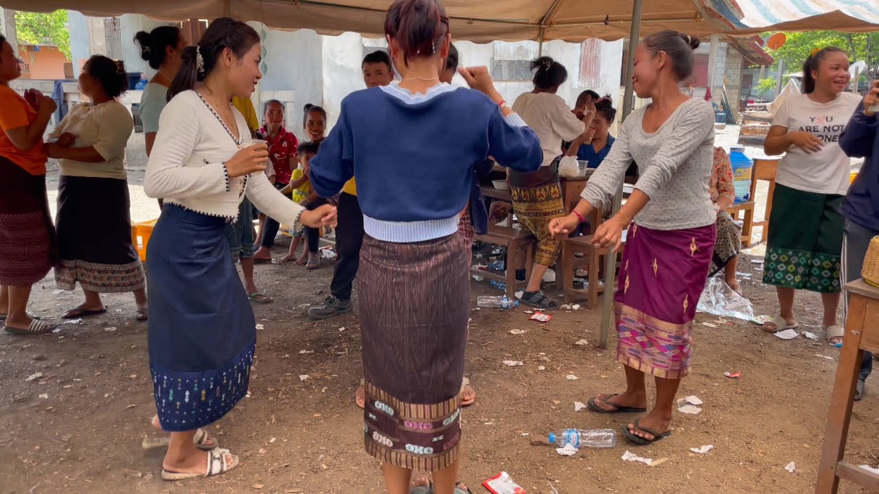 หนุ่มไทยแต่งงานกับสาวลาว งานแต่งในลาว หนุ่มไทยมาเป็นเขยลาว