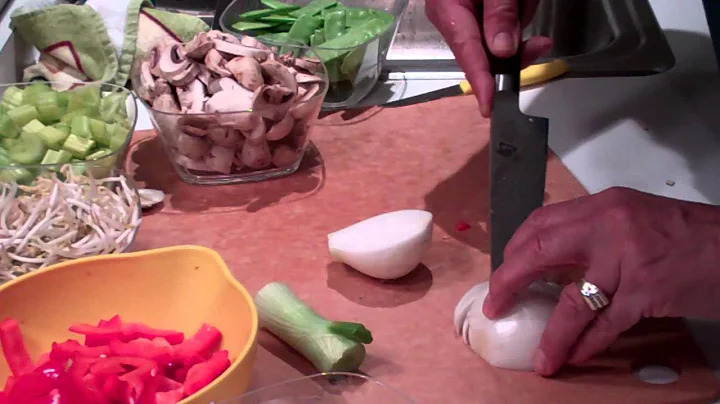 Dr. Bob's 20:12 Stir Fry-Cutting Onions