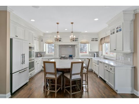 8548 Big Woods Lane, Eden Prairie, MN home video tour