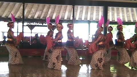 Kraton Yogyakarta 2007-05-20 (dance) 2 of 4