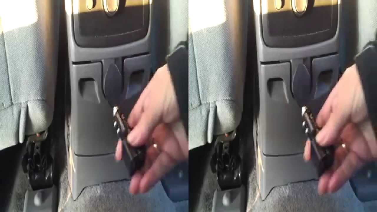 Aukey MK347 Dual port 4Ah car charger