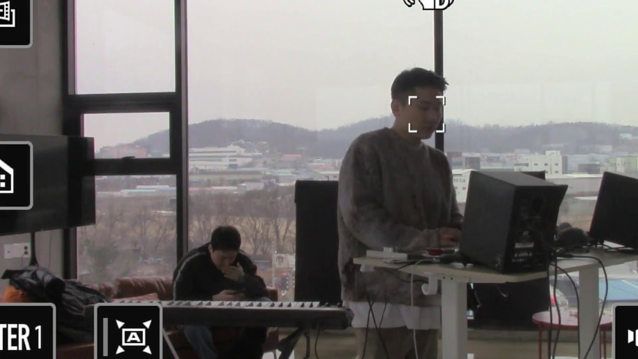 Live Beat Making & Chat | Music Producer