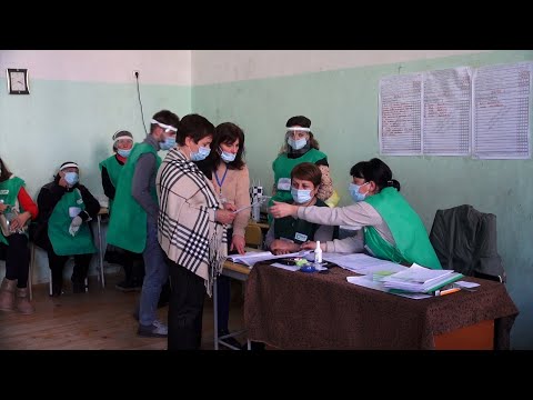 ამომრჩეველმა ბორჯომის საარჩევნო უბნიდან ბიულეტენის გატანა სცადა