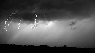 Phantom Ultrahigh-Speed Cameras - When Lightning Strikes (Part 1)