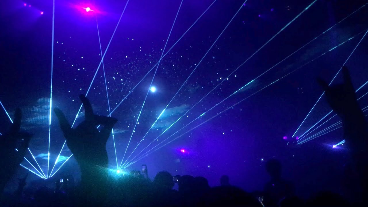 BABYMETAL - Starlight Live! (The Forum)