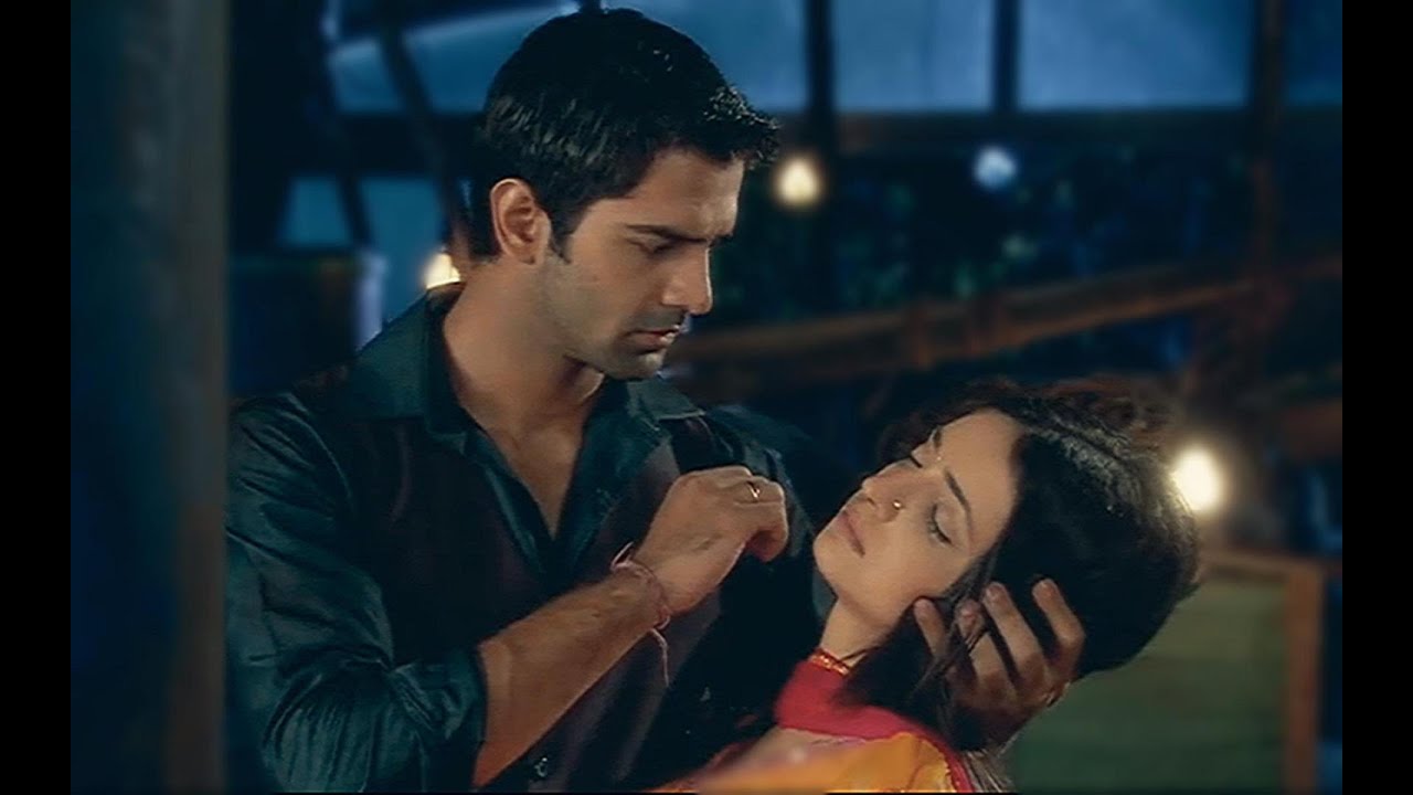 Iss Pyaar Ko Kya Naam Doon - Main Theme - Piano Cover