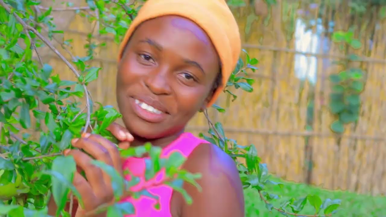 Jay_Dee_-_Kumvana_Official_Music_Video