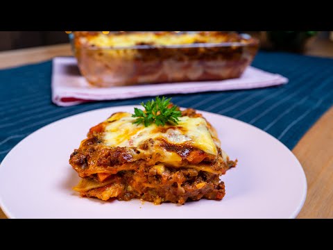 Video: Lasagna Dengan Ayam Dan Cendawan Dengan Sos Bechamel