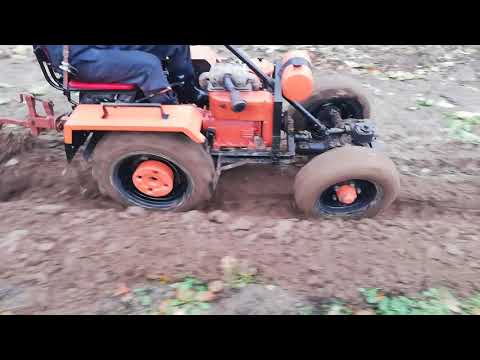 Вспашка минитрактором из мотоблока Мтз 12