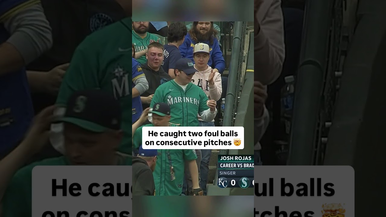 He really caught two foul balls on consecutive pitches 🤯 #MLB