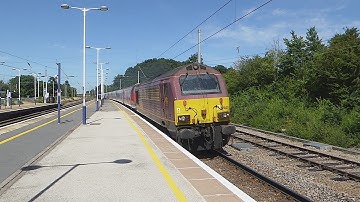 DB Schenker Class 67 drags a Virgin Trains 225 through St. Neots (18/7/16)