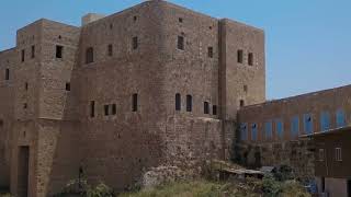 La Modelo (Exemplar en Esperanto) – malalta kvalito