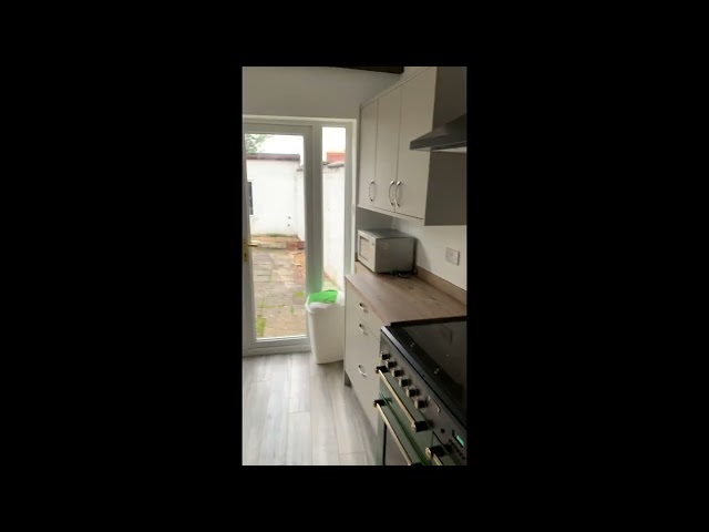Video 1: House front