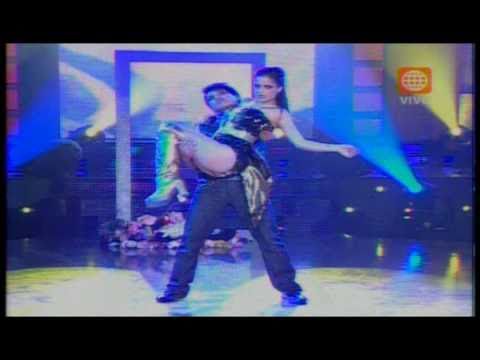Melania Urbina y Edward Mavila bailando al ritmo de leydi gaga