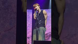 진용훈 육체미대소동 #onewe #원위 #yonghoon #나의계절봄은끝났다
