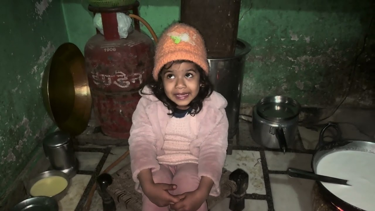 Mitthu aagi apne ghar 😜😜