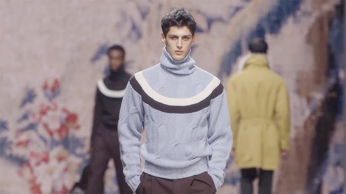 Louis Vuitton Menswear Fashion Show, Collection Fall Winter 2022 presented  during Paris Fashion Week. Runway look # 0006 – NOWFASHION