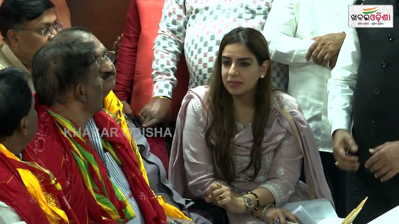 ରାଜ୍ୟସଭା ପାଇଁ ନାମାଙ୍କନ ଭରିଲେ ମନମୋହନ ସାମଲ ଓ ସୁଜିତ କୁମାର ,ସ୍ୱାଧୀନ ପ୍ରାର୍ଥୀ ଦିଲ୍ଲୀପ ରାୟ | Khabar odisha