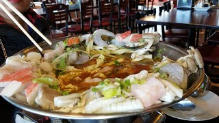 Trying out Seafood Hot Pot at a Pho Restuarant