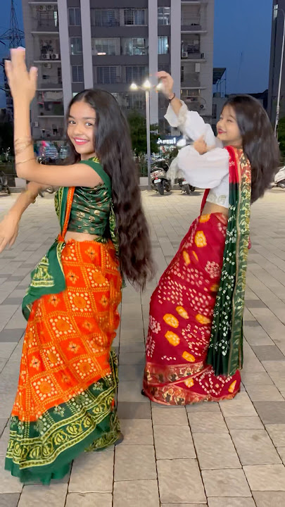 Anarkali disco chali 💃💃💃| #ytshorts #dance #viralreels #bollywood #purvaofficial #malaikaarora