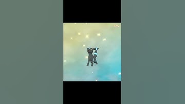 Evolving my SHINY Eevee into SHINY Umbreon in Pokémon Legends: Arceus