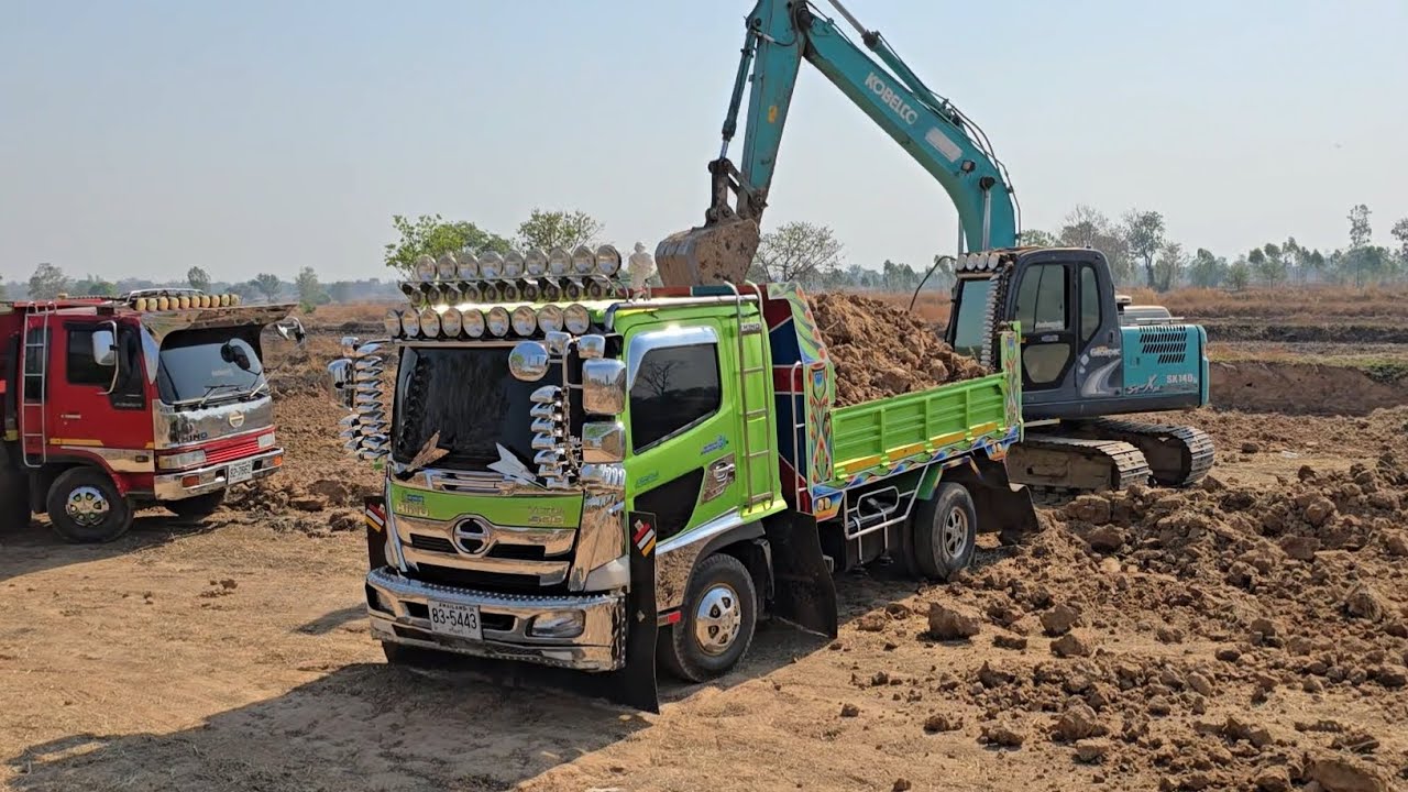 ลอกนา แบกดินเต็มกล่อง ทีมงานเถ้าแก่ชุ