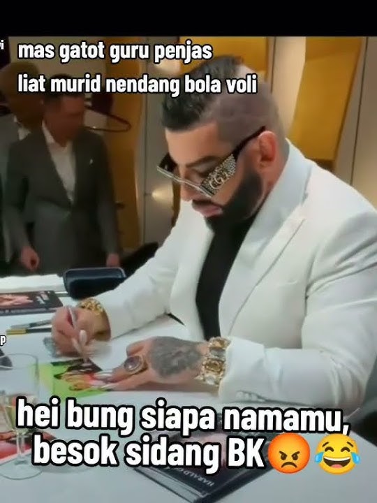 mas Gatot marah ada yang nendang bola voli siape tu woy #jomok #duet #memengakakkocak #comedy #funny
