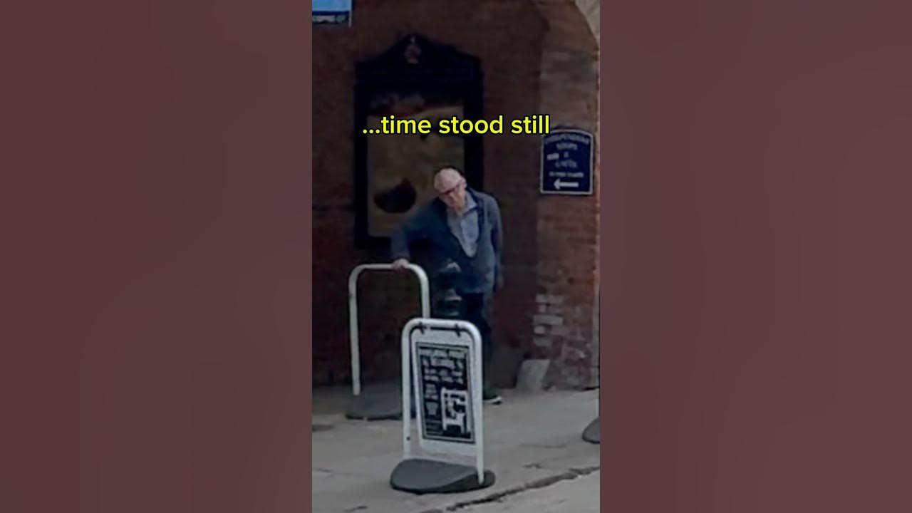 I hope heβs ok π₯Ίπ #singing #singer #public #reaction #nostalgia #ordinary #alexwarren I hope heβs ok π₯Ίπ #singing #singer #public #reaction #nostalgia #ordinary #alexwarren