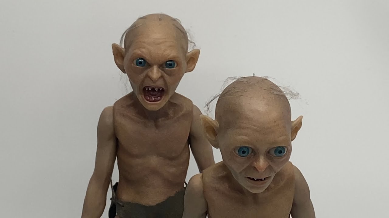 First Look: New Deluxe Lord of the Rings Gollum and Smeagol Action