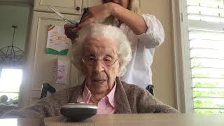 Sheila’s Salon!✂️🤣
Look out!🙈Sheila’s giving Gramma a haircut!✂️😳We miss Ann our hairstylist at @Bibihairsalonandspa! I think I cut a few pieces twice & missed a few others!🤪Don’t tell Gramma!haha!✂️😳🤣 #covidhaircut #stillathome #makingthebestofit Sheila’s Salon!✂️🤣