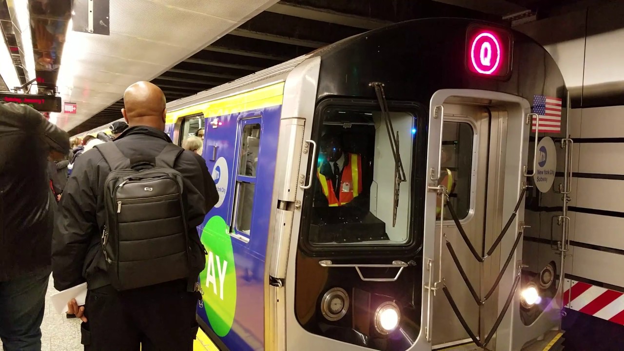 Second Ave Subway Inaugural UHD R160 Q Train Action 72nd St