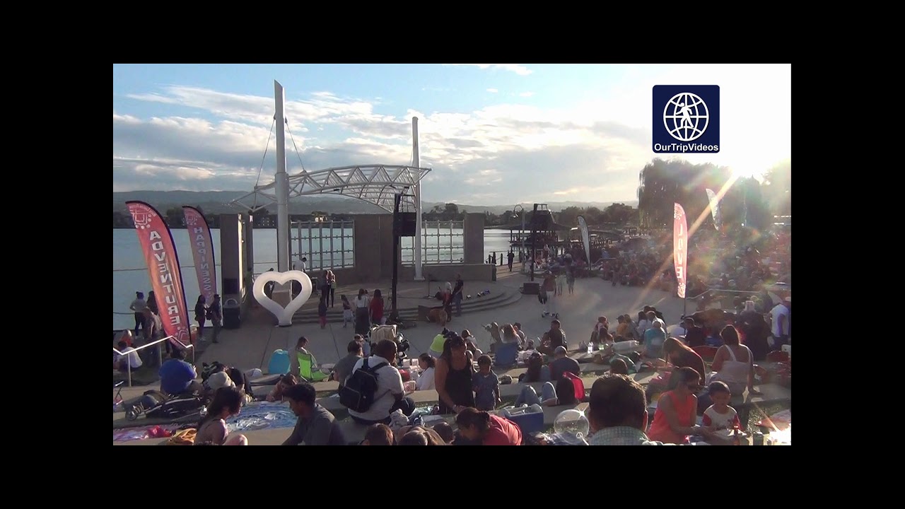 San Francisco(Bay Area) Water Lantern Festival, Foster City, CA, USA