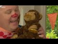 5 Currant Buns - Mr Tumble (Series 3, Episode 4)