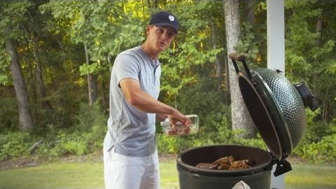 Blayne Barber takes practice to the course with his buddies