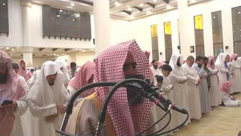 ﴿يَحذَرُ المُنافِقونَ أَن تُنَزَّلَ عَلَيهِم سورَةٌ..﴾ القارئ محمد اللحيدان