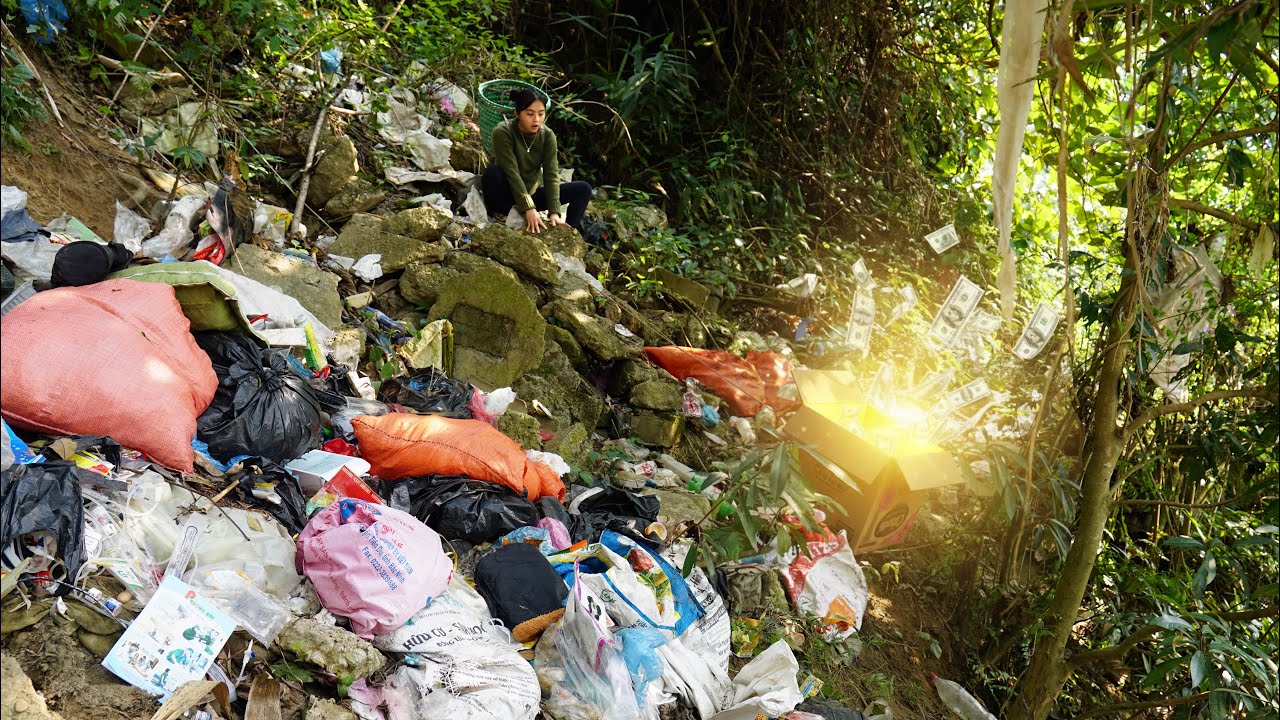 A poor girl found many valuable items at a local garbage dump