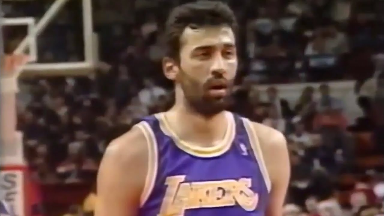 Vlade Divac  Lakers, Basketball legends, Lakers basketball