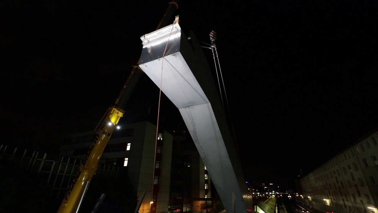 A 40 gesperrt: Ruhrbahn erneuert Fahrtreppen an der (H) Savignystraße / ETEC