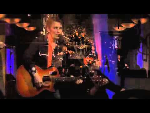 Mary Gauthier - Cigarette Machine by Fred Eaglesmith (Live at Blue Rock) adlı videoyu YouTube'da izle Mary Gauthier - Cigarette Machine by Fred Eaglesmith (Live at Blue Rock) adlı videoyu YouTube'da izle